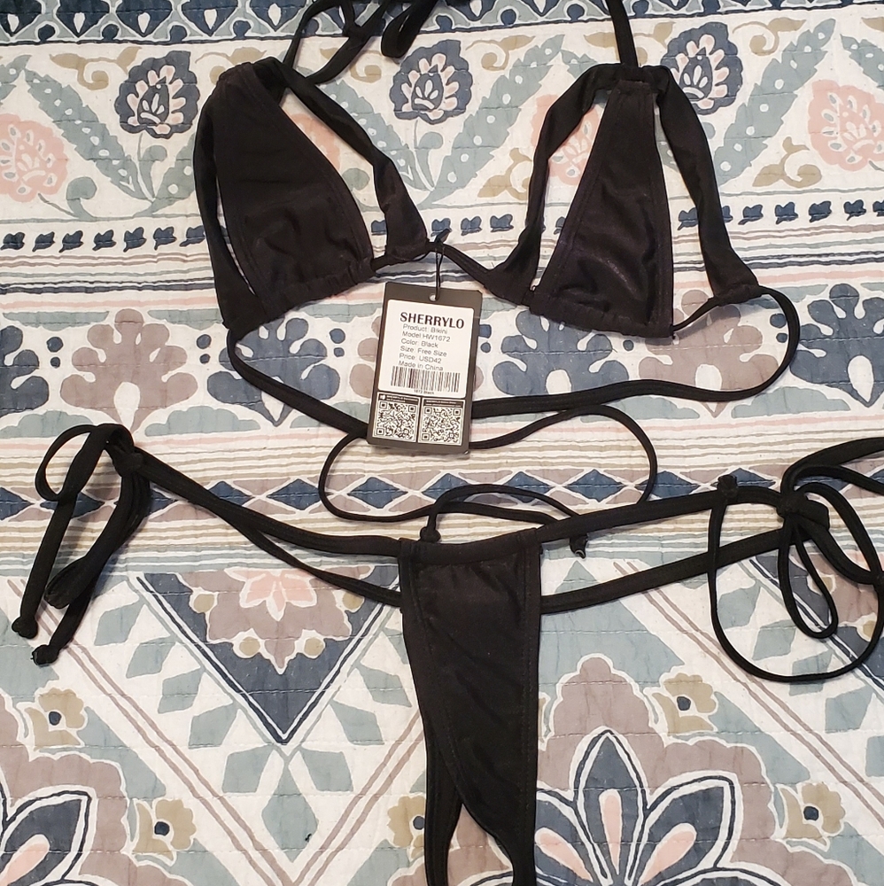 Black Triangle Strip Bikini